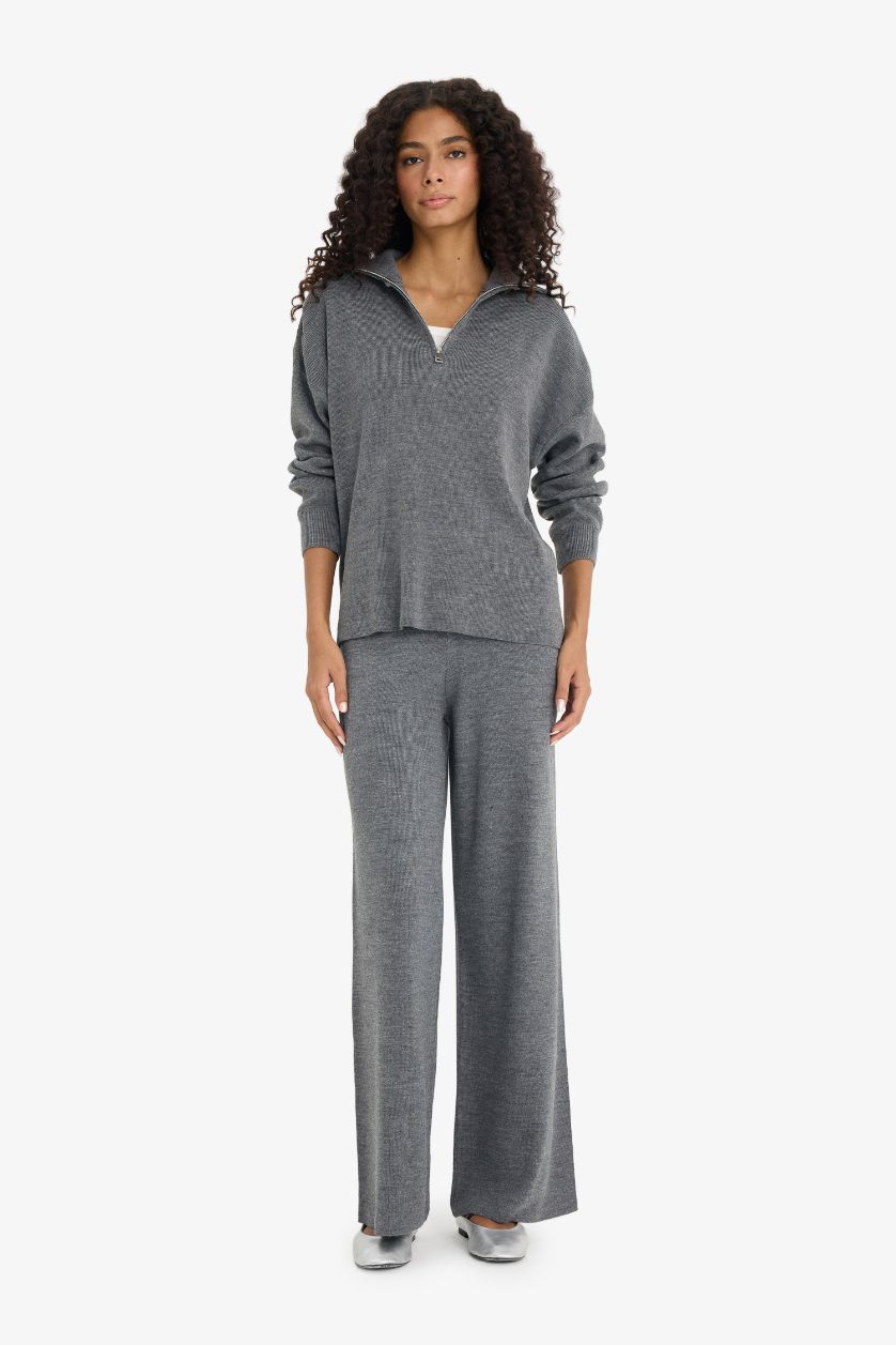 نساء أنثرا Regular Fit Half Zip-Up Pullover