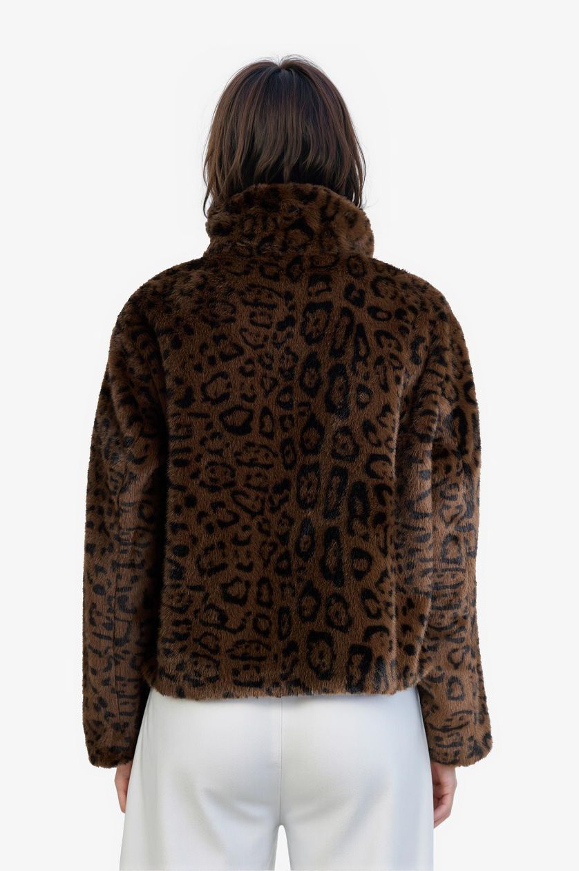 Kadın Kahve Regular Fit Leopar Desenli Kısa Suni Kürk