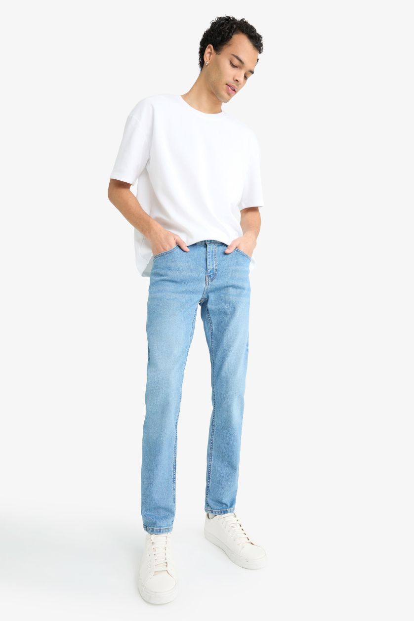 MAN Blue Pedro Slim Fit Skinny Jeans