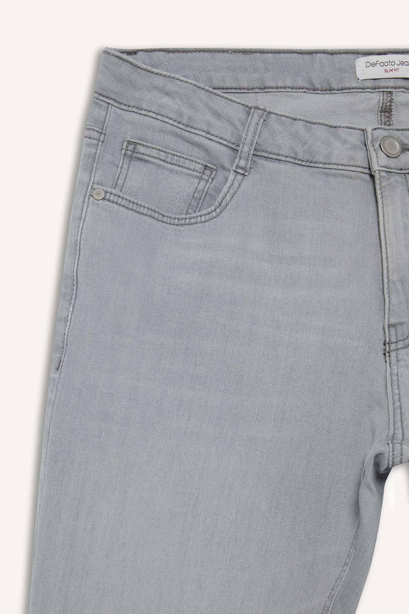 رجال رمادي فاتح بنطرون جينز بيدرو سليم فيت وخصر عادي