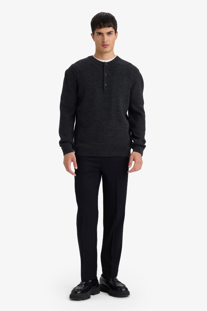 MAN Dark Anthracite Standard Fit Knit Pullover