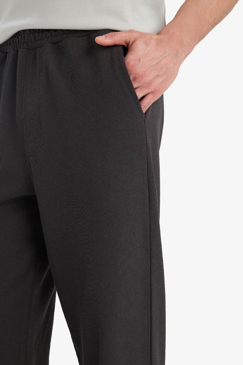 رجال أنثرا بنطرون وايد ليج وايد ليج بثلاثة جيوب