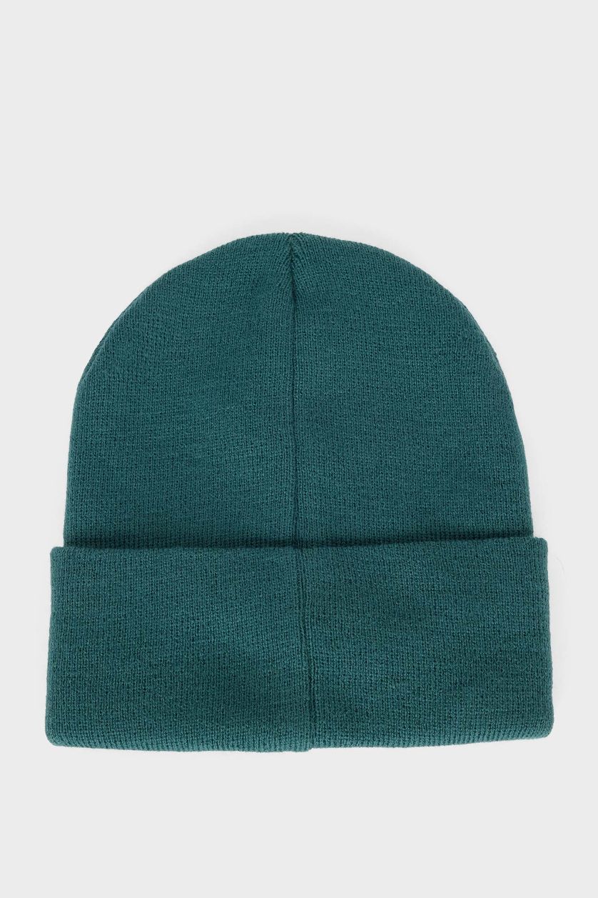 Kadın Bordo Kadın Bere