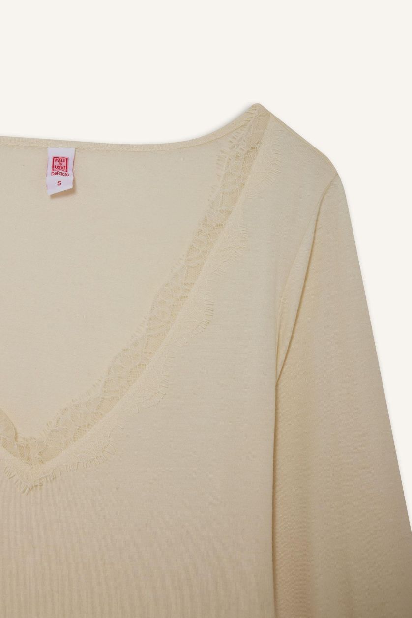 WOMAN Ecru Fall in Love Modal Cashmere Soft Textured Laced Top