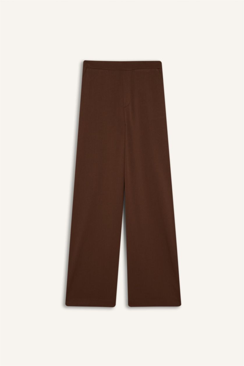 حريمي بني بنطلون وايد ليج برجل واسع