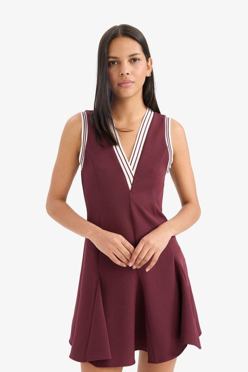 Kadın Bordo V Yaka Kolsuz Volanlı Mini Yazlık Elbise