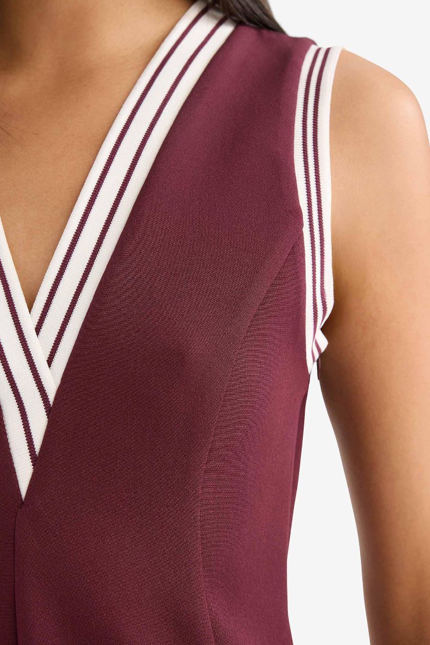 Kadın Bordo V Yaka Kolsuz Volanlı Mini Yazlık Elbise