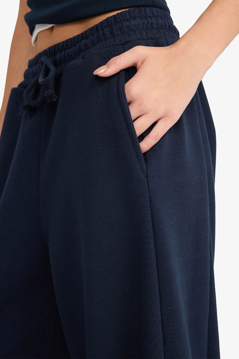 WOMAN NAVY Barrel Fit Trousers