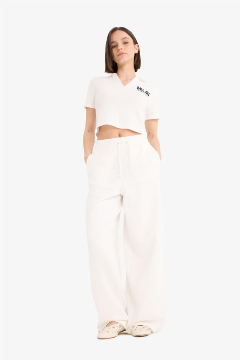 Woman White Trousers