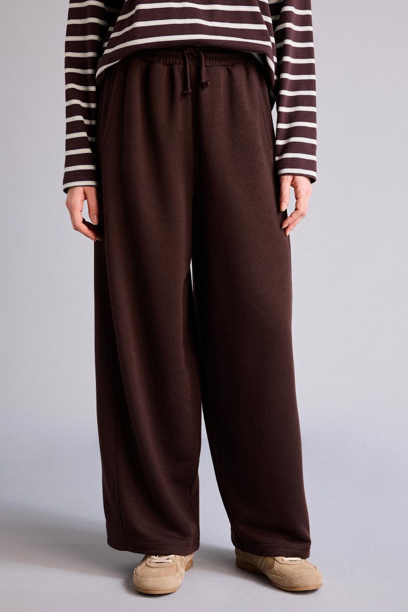 Әйелдерге Қоңыр Barrel Fit шалбар