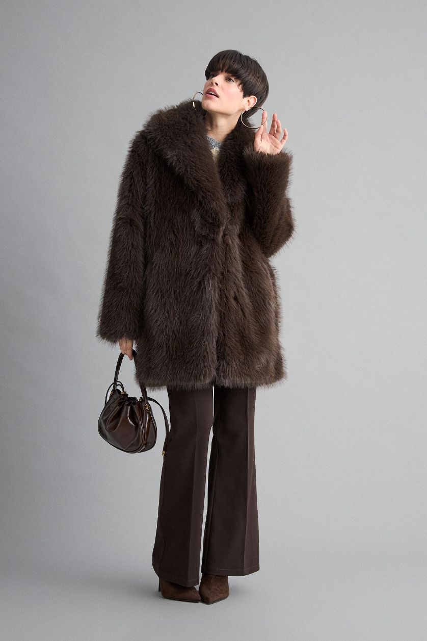 Woman Brown Regular Fit Zippered Faux Fur Jacket