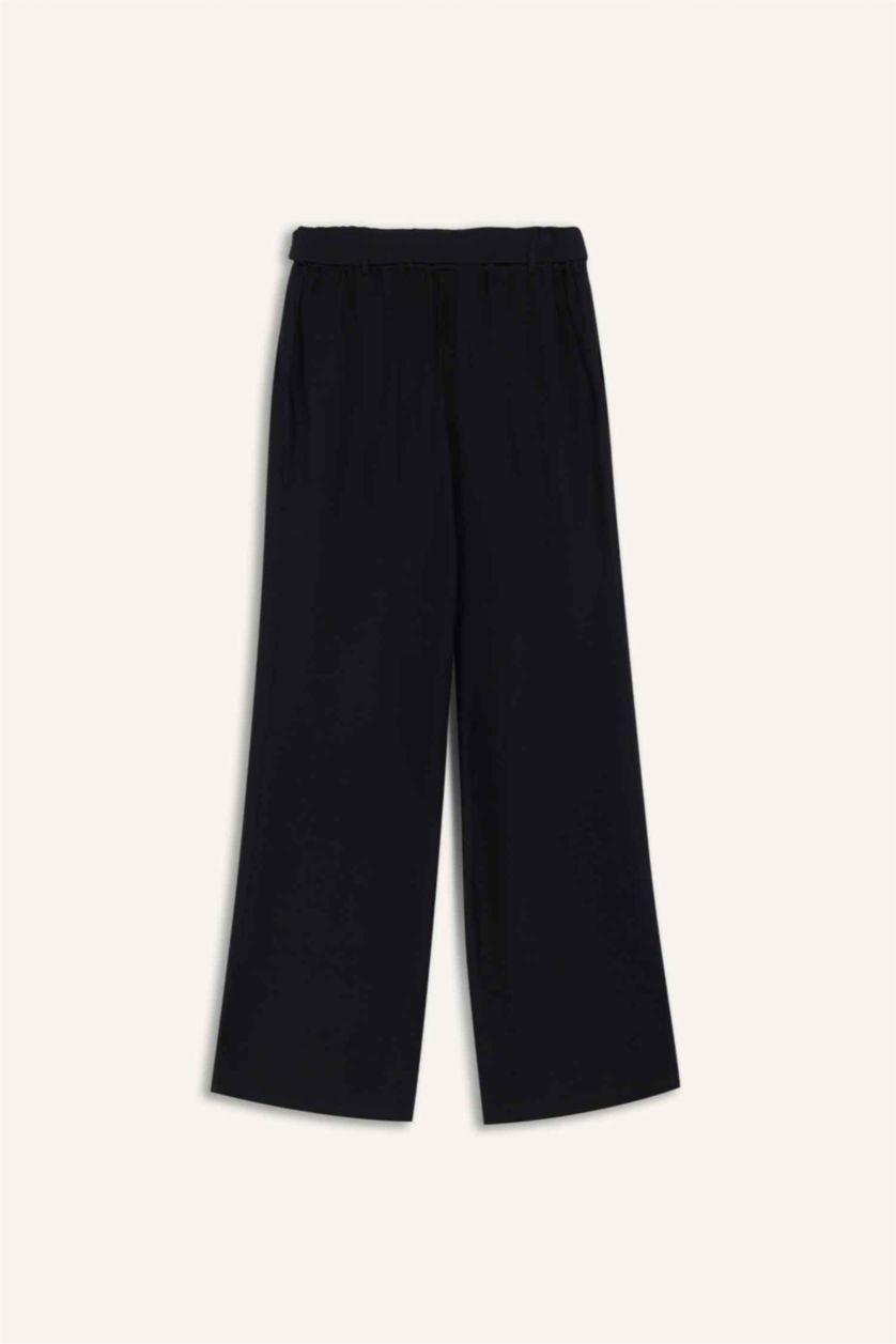 Woman Black Straight Wide Leg Pocket Detailed Trousers