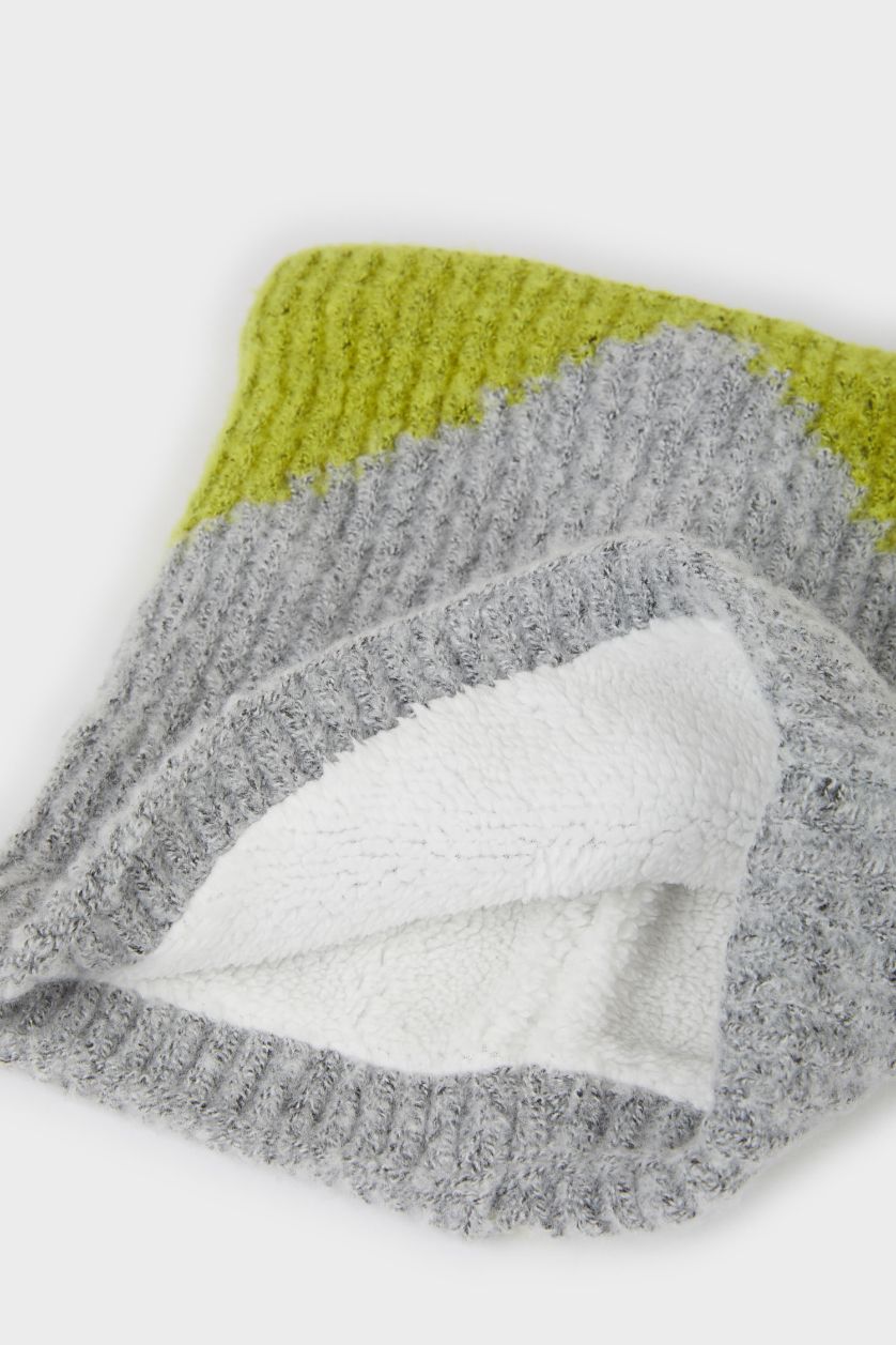 نساء رمادي سكارف نسائي