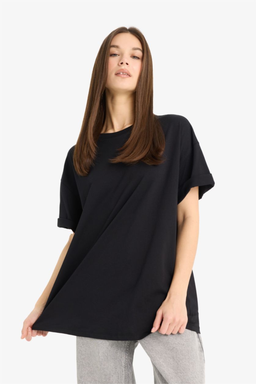 Kadın Siyah Oversıze Kısa Kollu Tişört