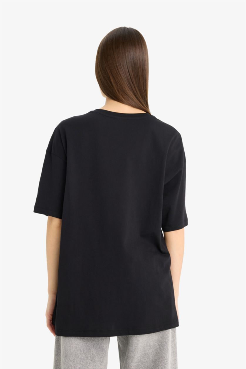 Kadın Siyah Oversıze Kısa Kollu Tişört