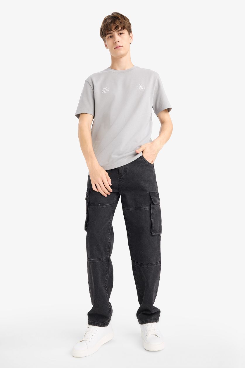 Man Light Grey Regular Fit Crew Neck Printed Short Sleeve T-Shirt