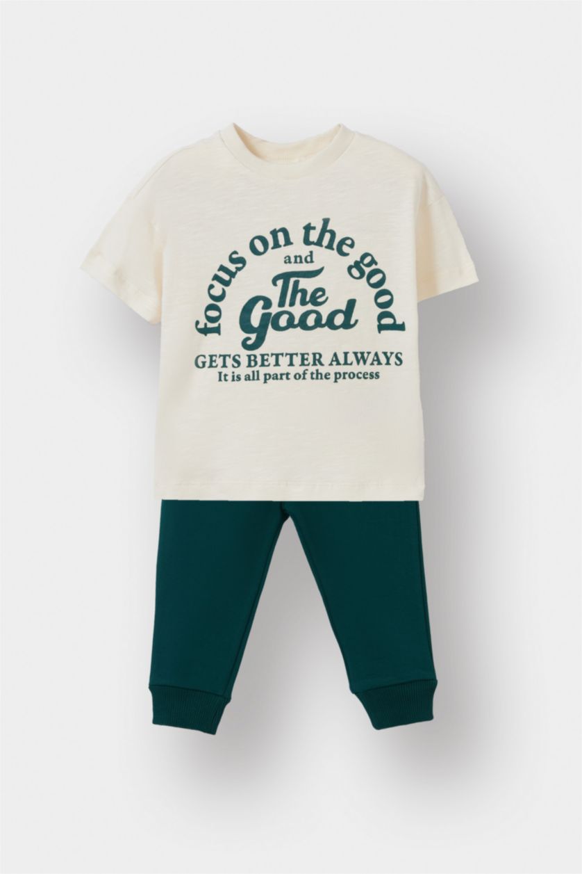 Erkek Bebek Koyu Yeşil Erkek Bebek 2'li Takım Baskılı Okul Kısa Kollu Tişört Eşofman Altı