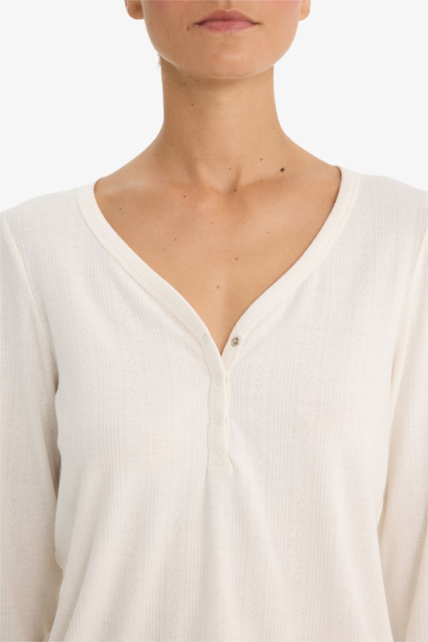 Kadın Ekru Regular Fit V Yaka Uzun Kollu Pijama Üstü-Fall in Love