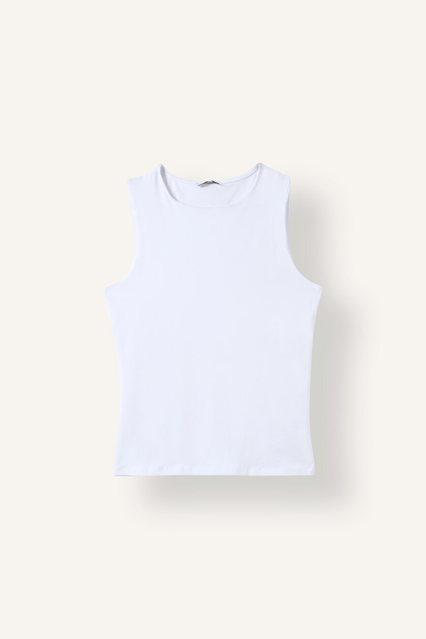 Women White Regular Fit Basic Crew Neck Tank Top