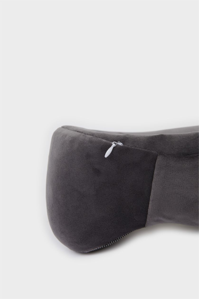 Kadın Siyah Boyun Yastığı