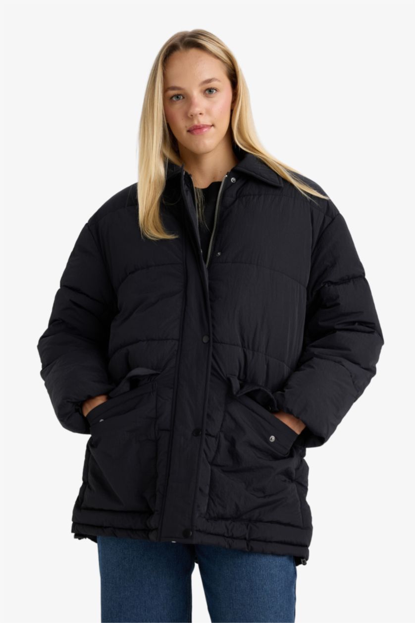 Әйелдерге қара поло жаға Пальто