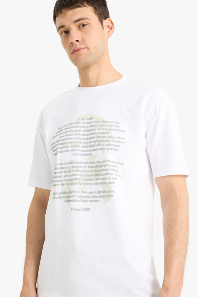 Erkek Beyaz %100 Pamuk Boxy Fit Bisiklet Yaka Kısa Kollu Tişört