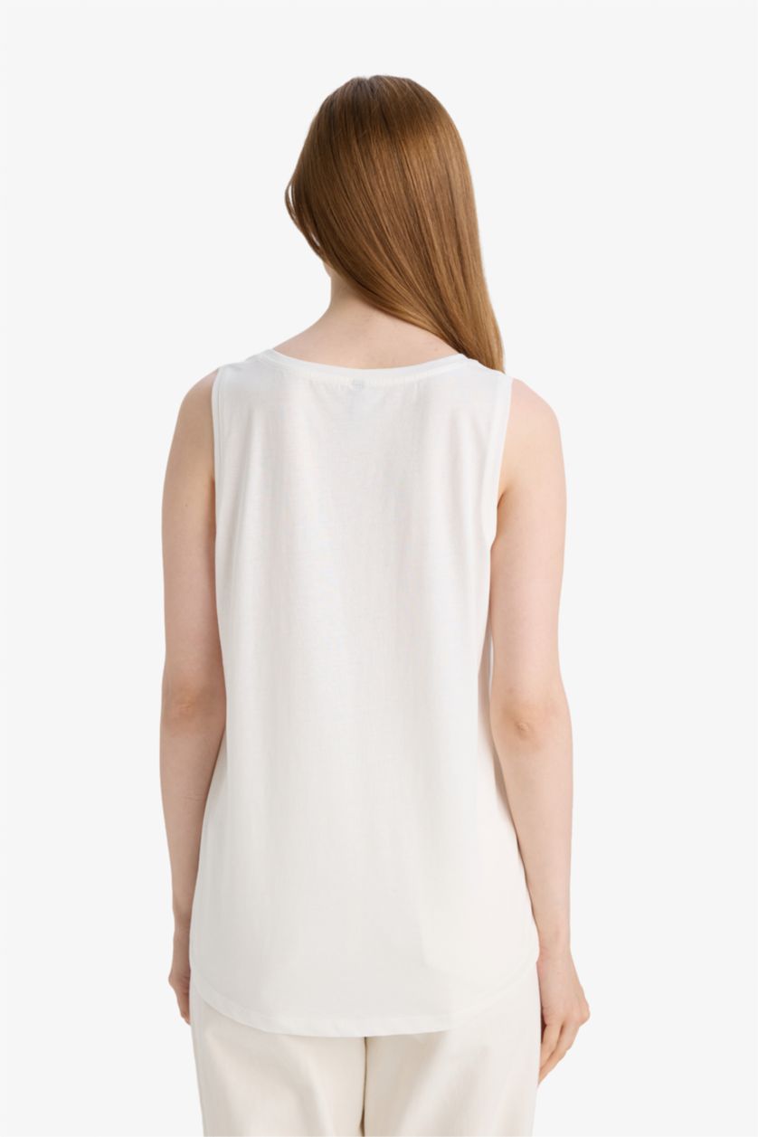 نساء بيج فاتح بلوزة كت سادة قصة عادية بياخة مستديرة