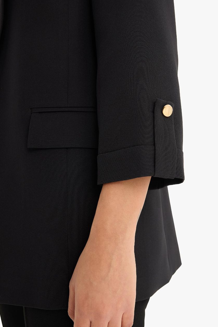 Kadın Siyah Regular Cepli Apoletli Blazer Siyah Ceket