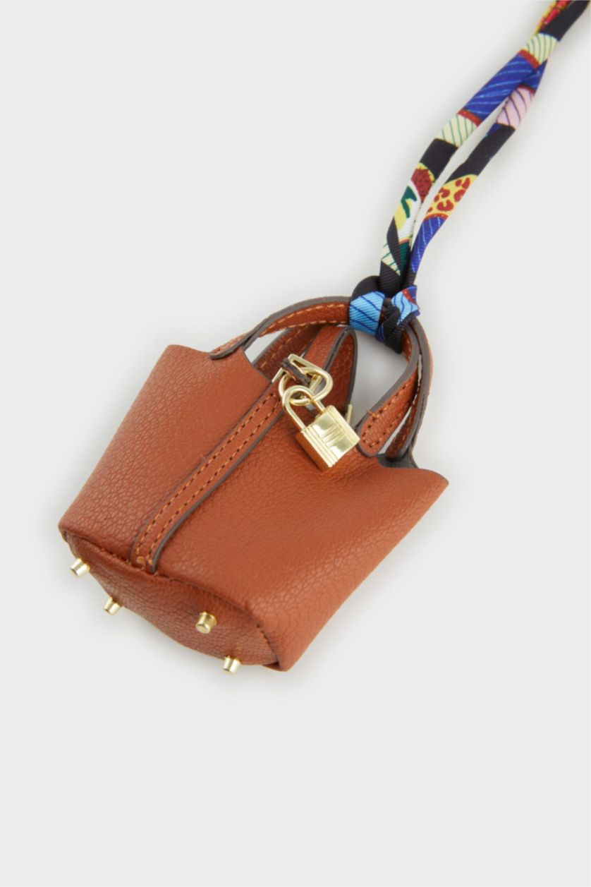 Kadın Açık Kahve Kadın Mini Çantalı İpli Charm Anahtarlık