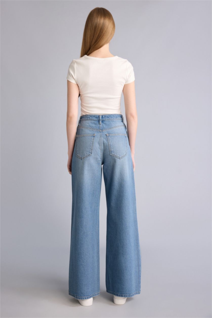 حريمي أزرق فاتح بنطلون جينز وايد ليج برجل واسع وخصر عالي