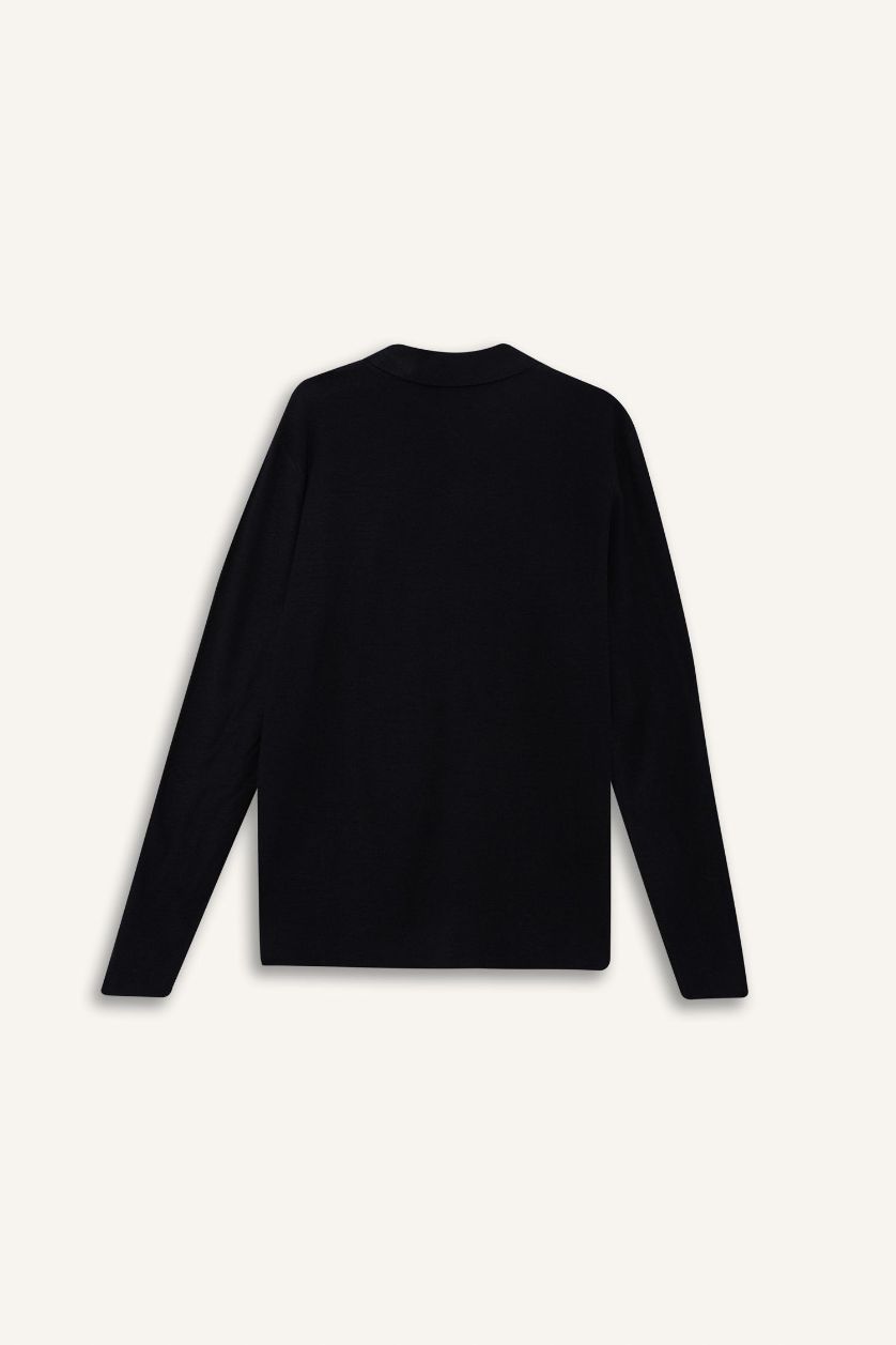 رجال كحلي جاكيت تريكو قصة عادية بياخة بولو