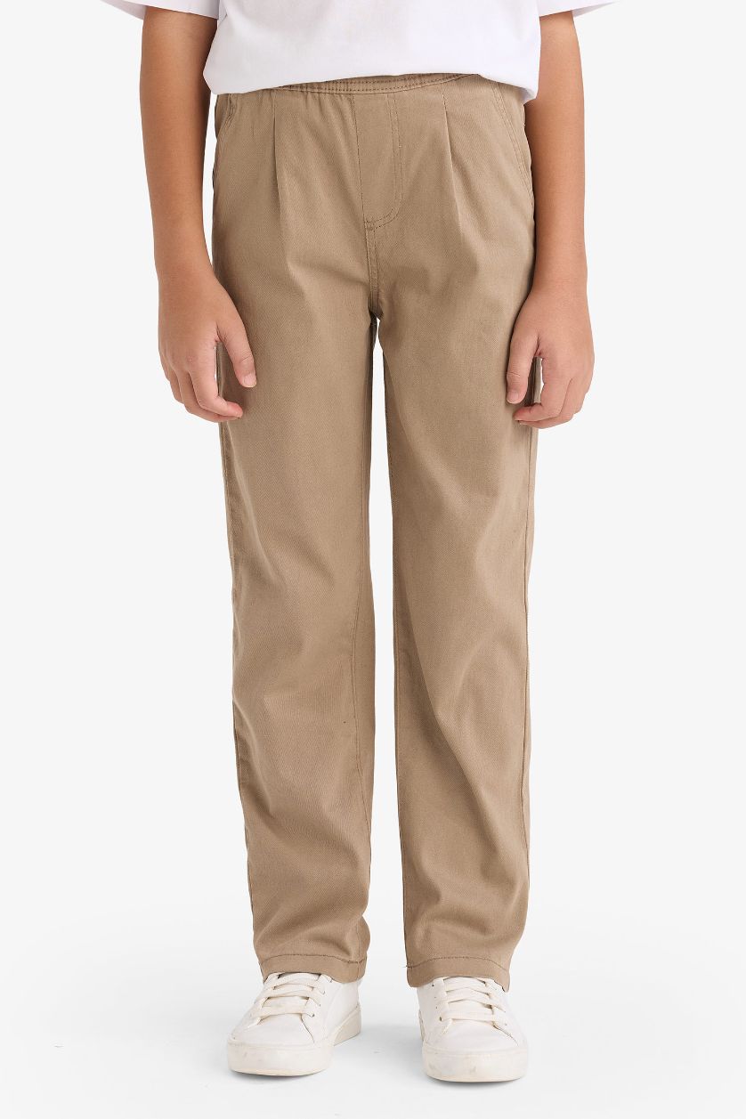 أولاد كاكي فاتح بنطرون ولادي جبردين قصة عادية ورجل عادي