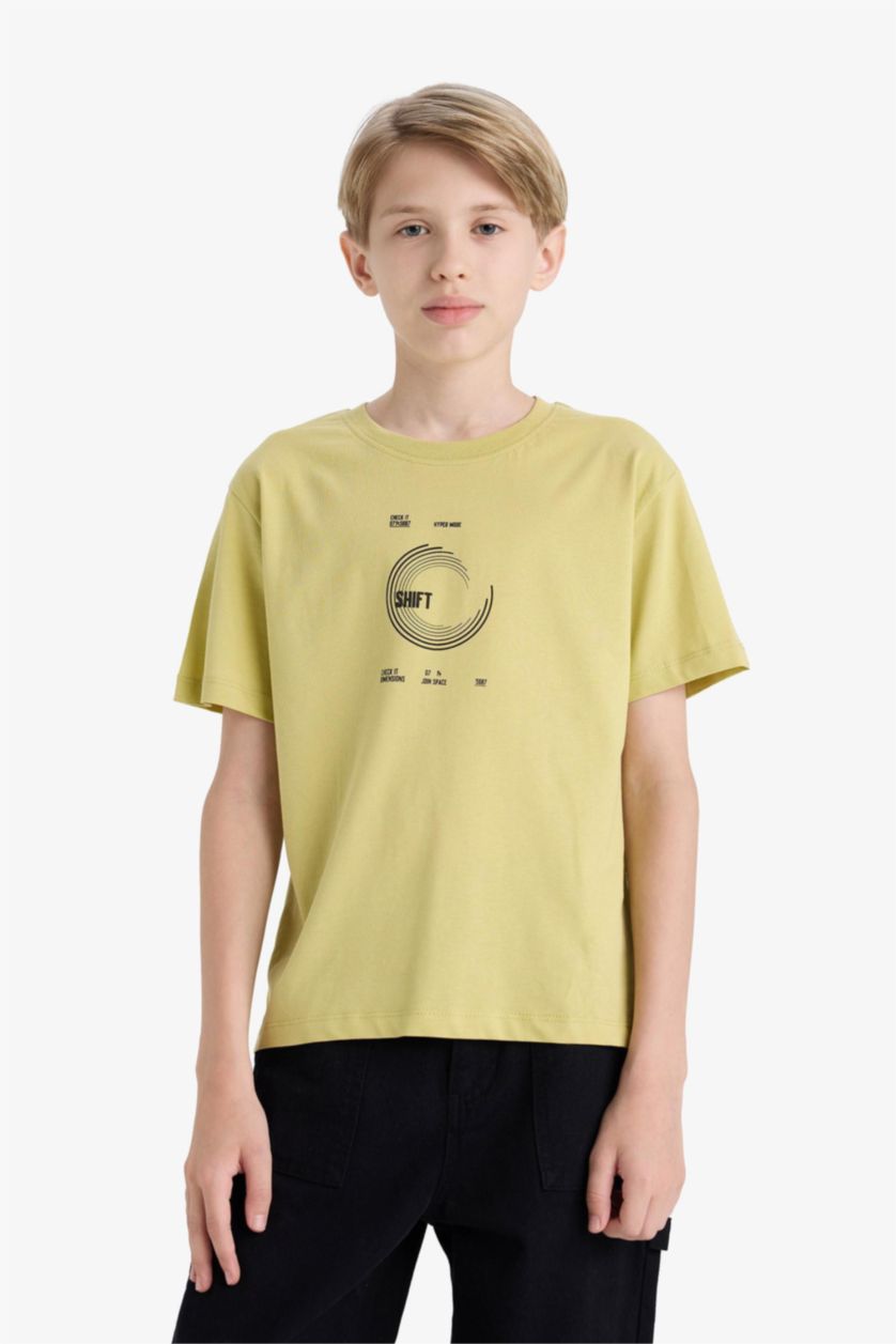 Erkek Çocuk - Genç Erkek Açık Zeytin Yeşili Bisiklet Yaka Sırt Baskılı Kısa Kollu Tişört Erkek Çocuk