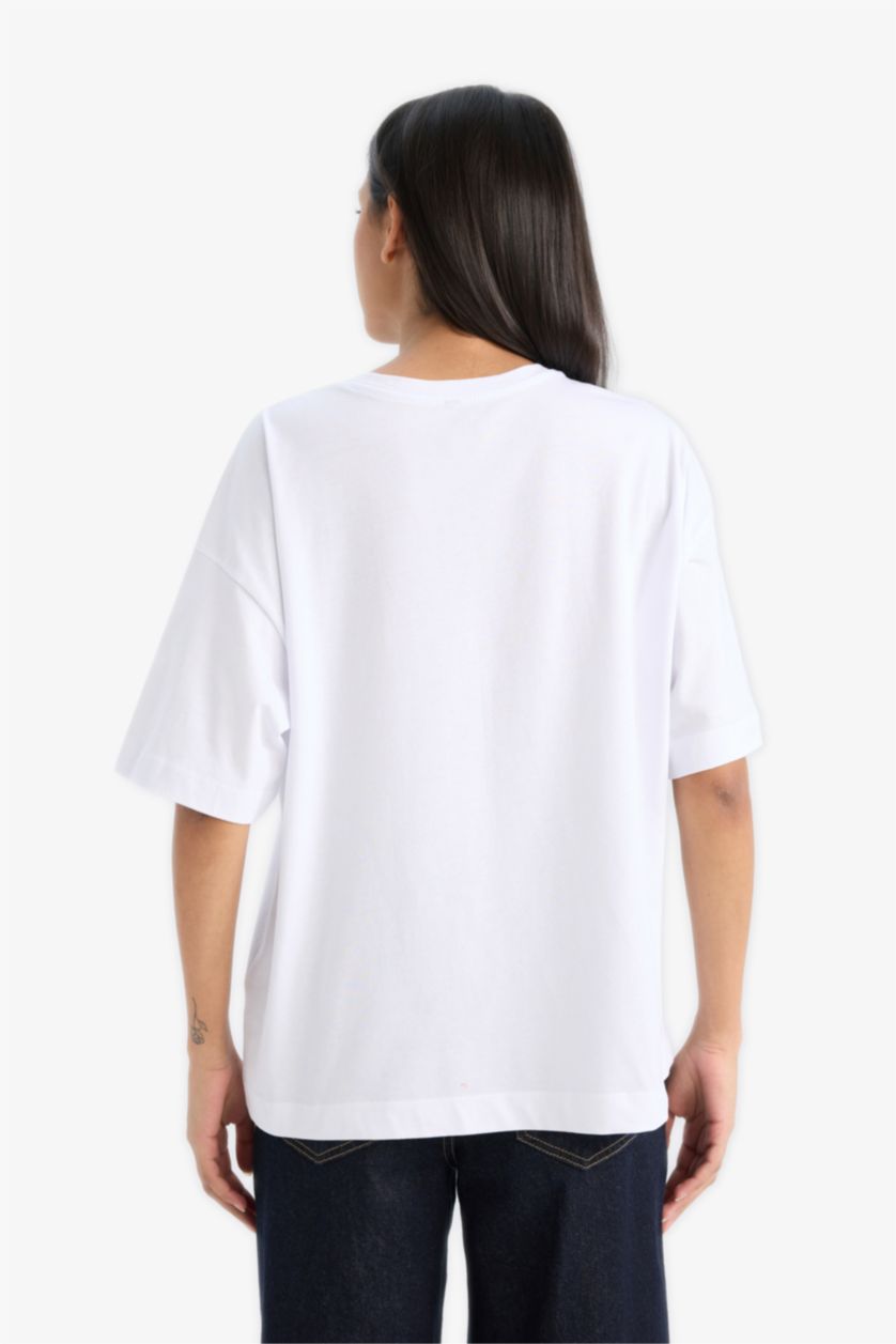 نساء أبيض Woman Short Sleeve T-Shirt