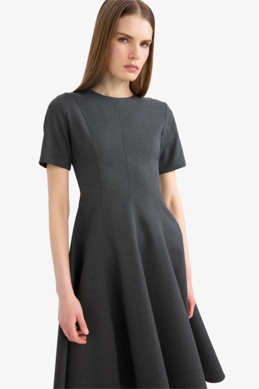 Kadın Antrasit Basıc Midi Yazlık Elbise