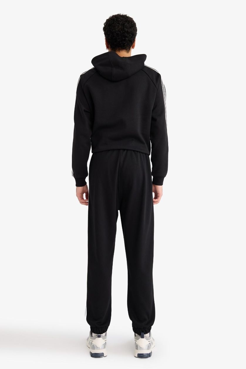 Erkek Siyah Regular Fit Cepli Eşofman Altı