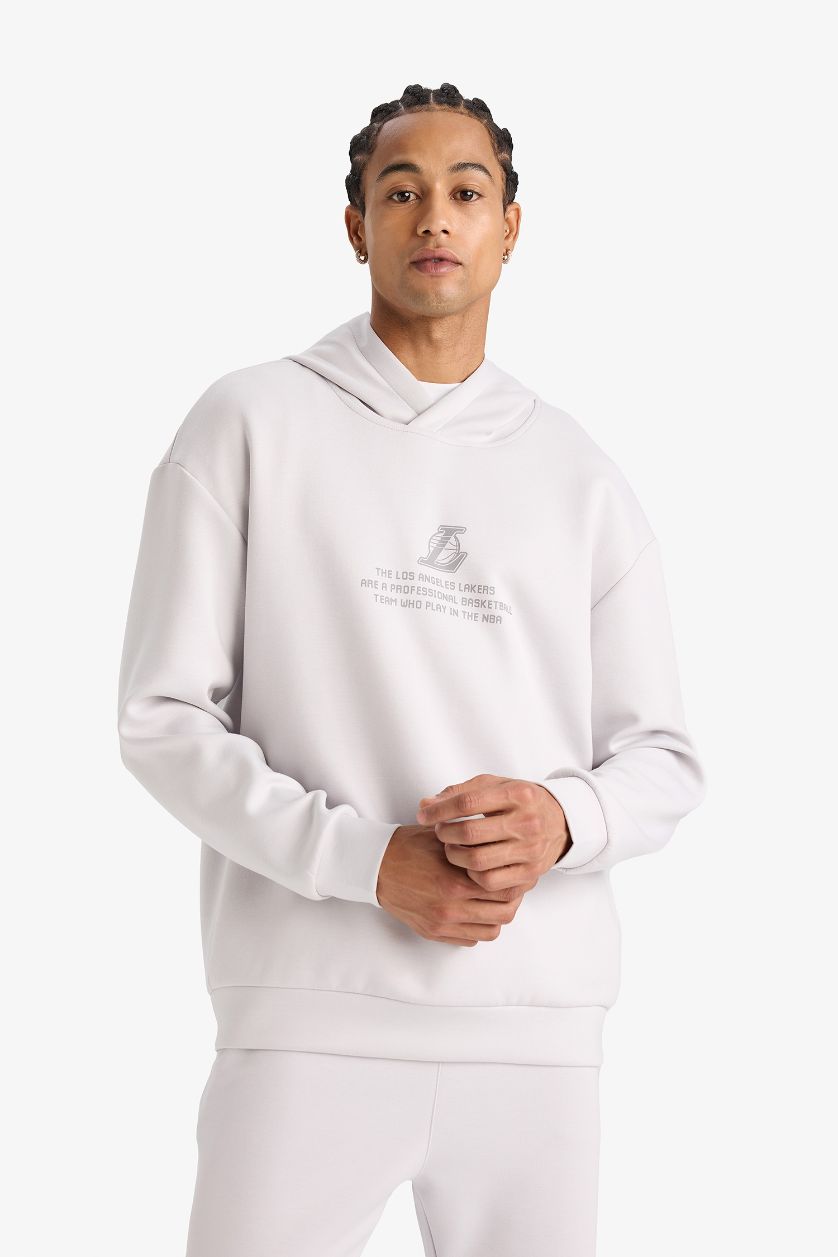 Erkek Açık Gri NBA Los Angeles Lakers Boxy Fit Kapüşonlu Skuba Dalgıç Kumaş Sırt Baskılı Sweatshirt