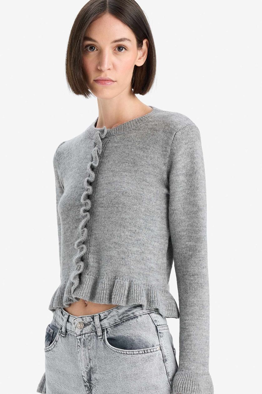 Woman Grey Regular Fit Crew Neck Knitwear Cardigan