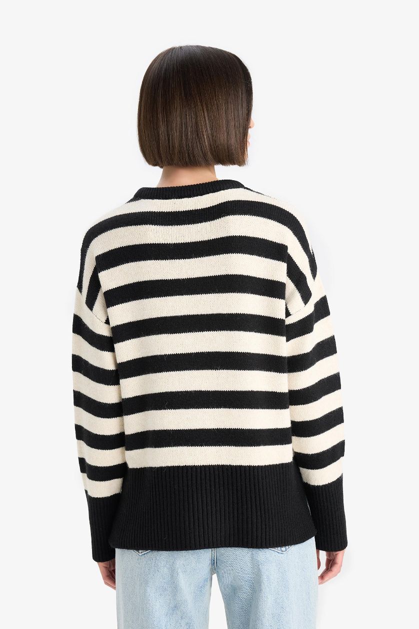 Kadın Siyah Oversize Geniş Kalıp Bisiklet Yaka Çizgili Triko Kazak