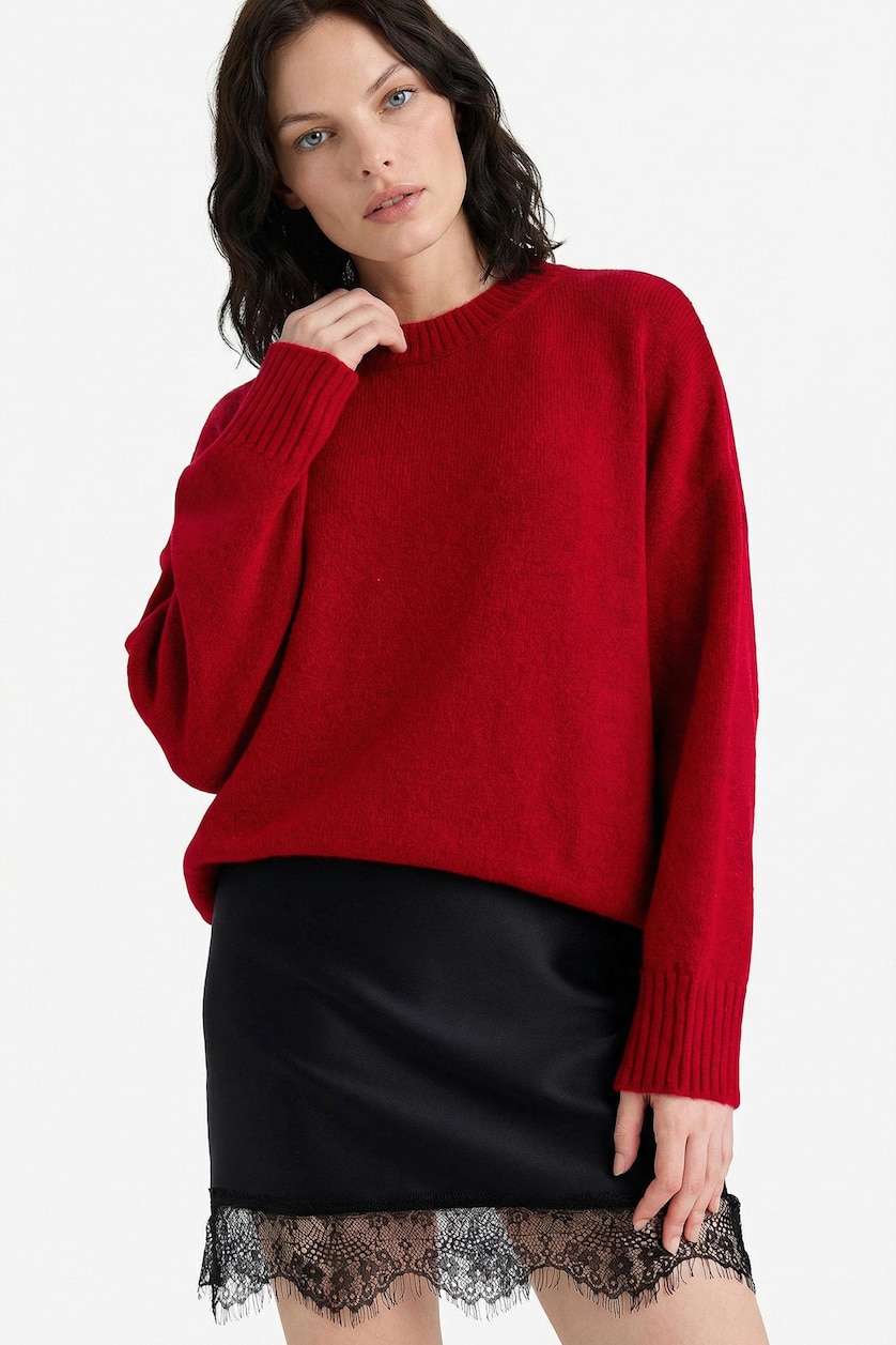 Women Red Oversize Crew Neck Knitwear Pullover