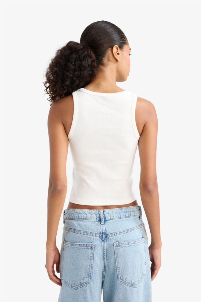 حريمي بيج فاتح تانك توب مضلع سليم فيت بياقة هالتر