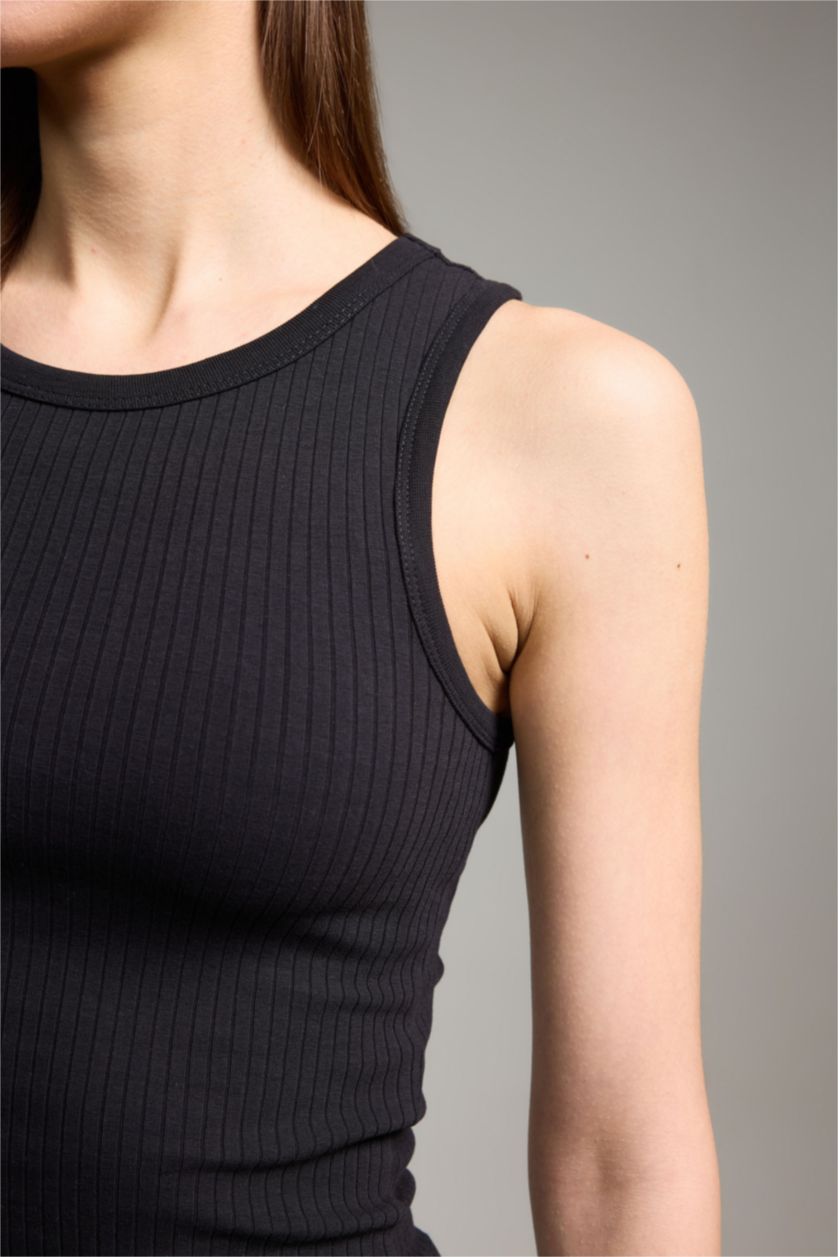 WOMAN Black Slim Fit Camisole Halter Collar Tank Top