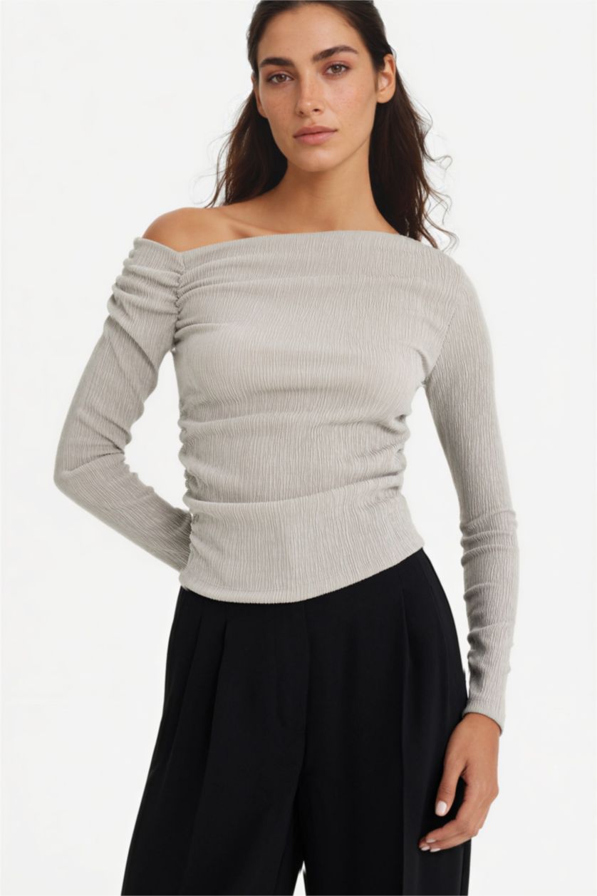 Woman Light Grey Slim Fit One Shoulder Crepe T-Shirt