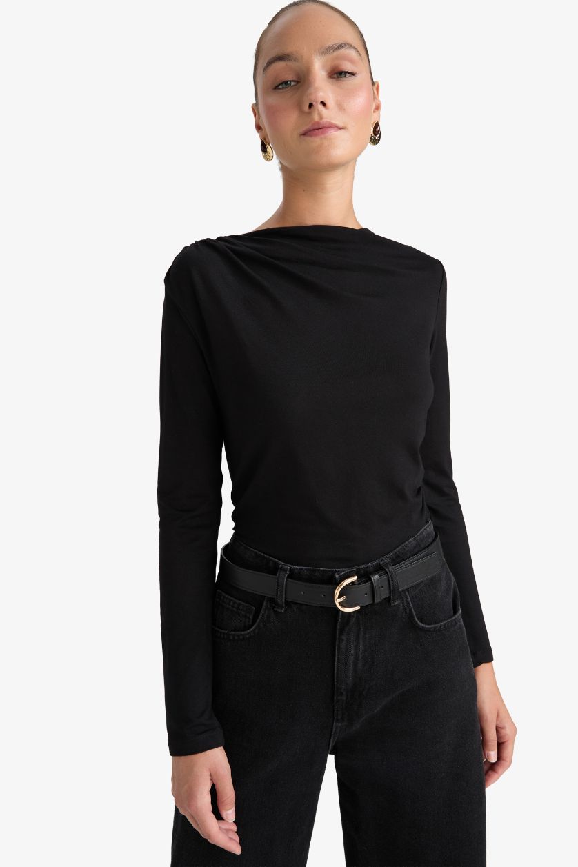 حريمي أسود Slim Fit Long Sleeve T-Shirt
