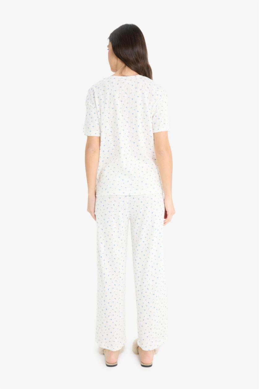 Kadın Ekru Regular Fit Pijama Takımı Kısa Kollu Üst Beli Lastikli Uzun Alt-Fall in Love