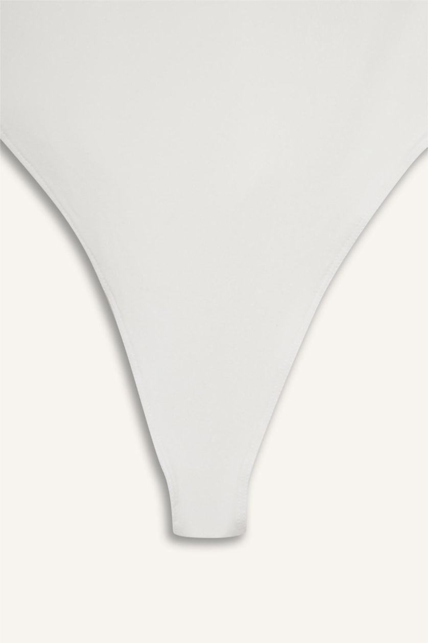 Kadın Kırık Beyaz Basic Düz Askılı Beyaz Body