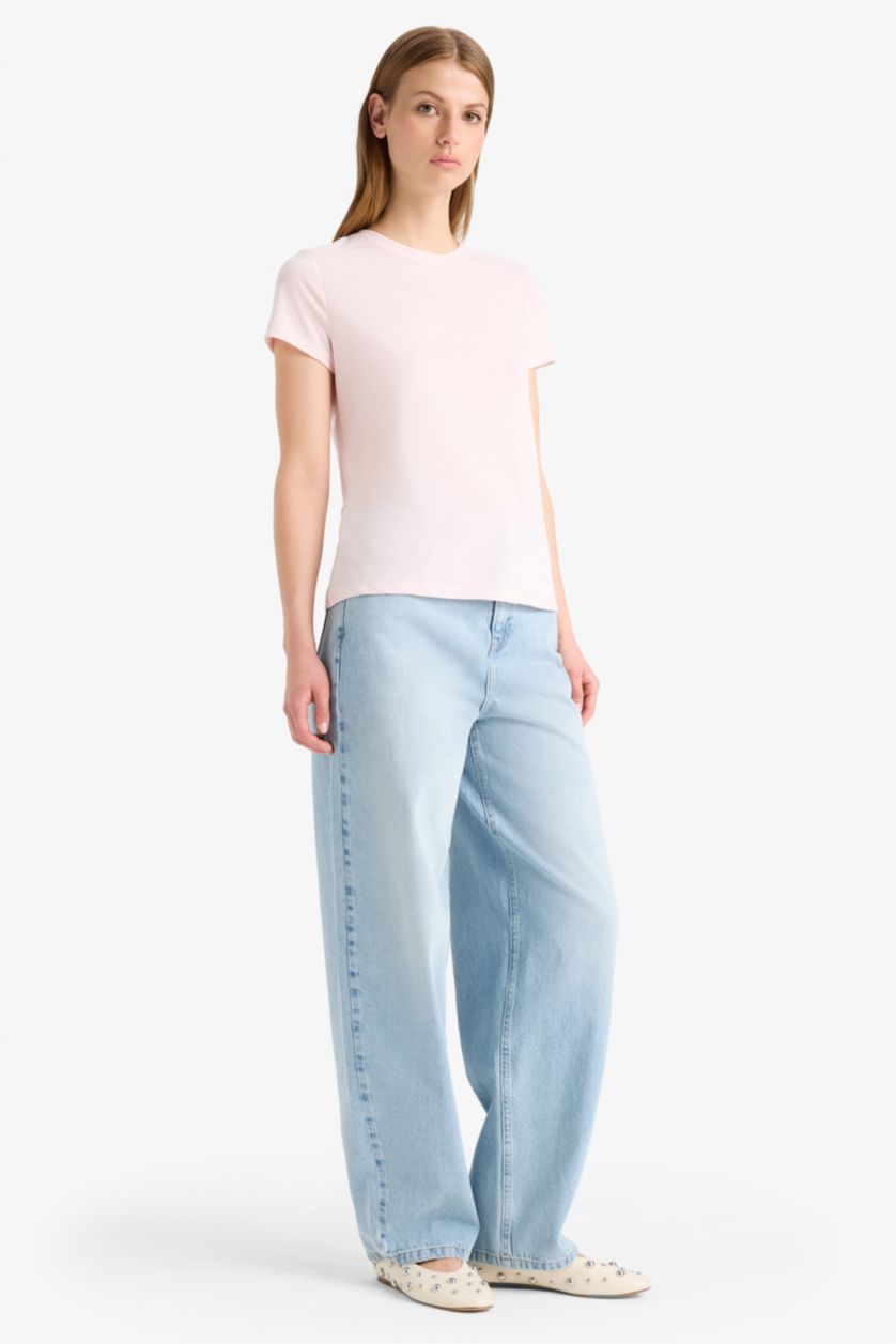 Kadın Açık Pembe Regular Fıt Kısa Kollu Tişört