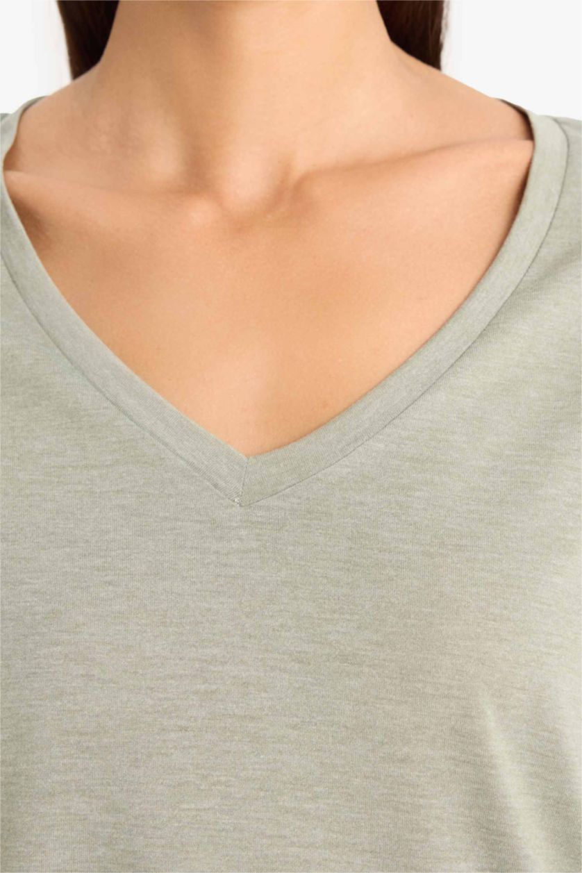 Kadın Yeşil Regular Fıt V Yaka Basıc Düz Kısa Kollu Tişört