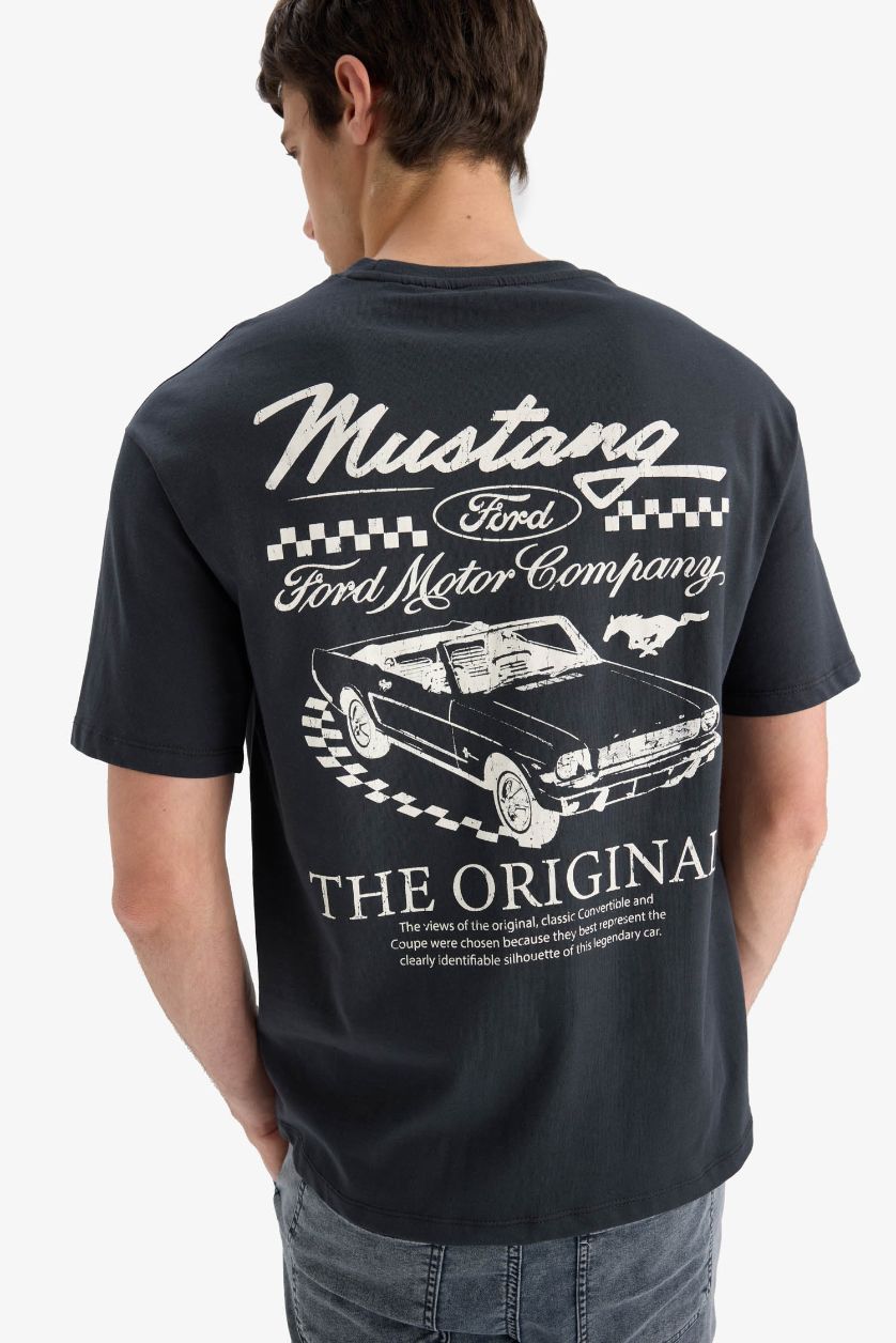 Erkek Koyu Antrasit %100 Pamuk Ford Motor Company Boxy Fit Bisiklet Yaka Sırt Baskılı Kısa Kollu Tişört