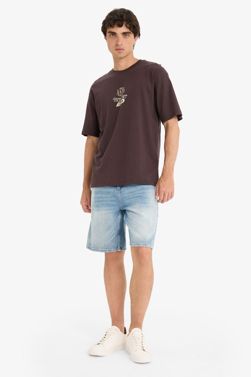 Man Brown Boxy Fit Crew Neck Printed Short Sleeve T-Shirt